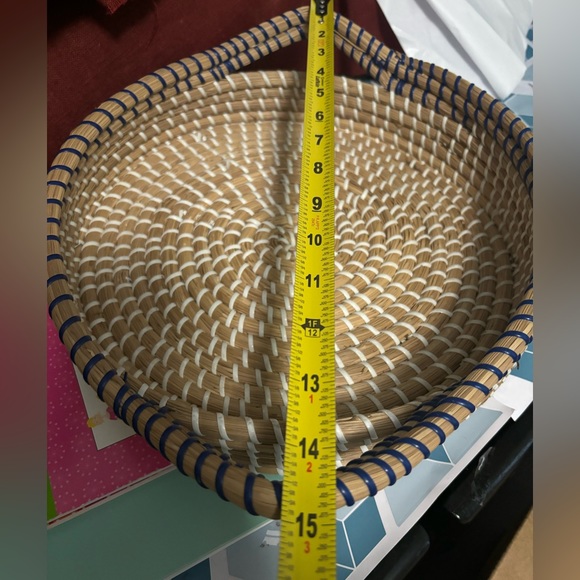 Seagrass Handle Basket - Picture 2 of 7